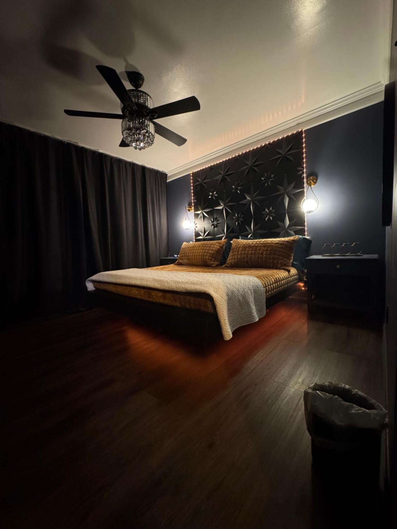 Js Place 4 Scooters Included ชาร์ล็อต ภายนอก รูปภาพ
